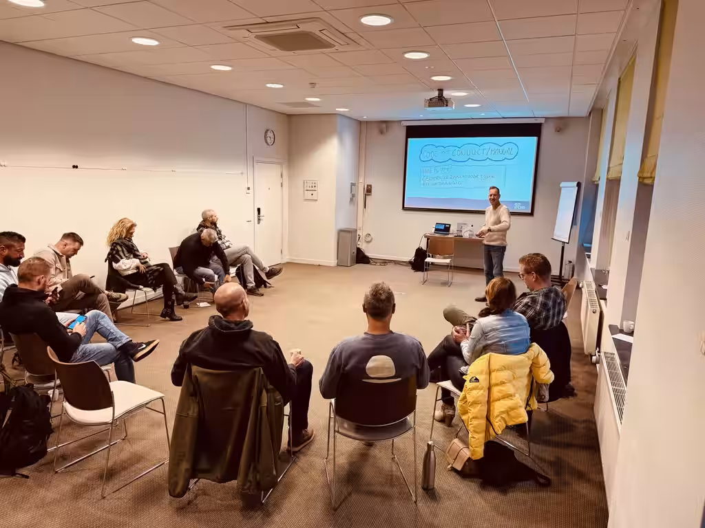 We kicked off 2025 with a refreshing two-day Train the Trainer workshop focused on body language. The trainer was Denise Dechamps from the Body Language Academy.